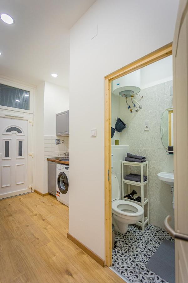 Cosy Flat In The Dob Street - Sapphire Apartment บูดาเปสต์ ภายนอก รูปภาพ